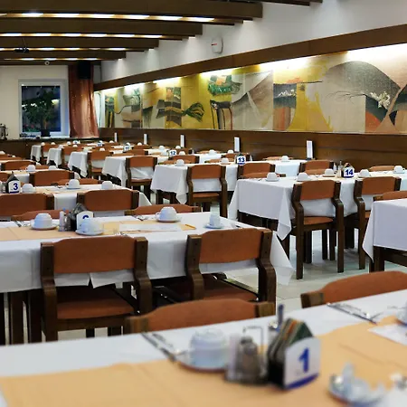 Hotel Depandance - Karlov Pod Pradedem
